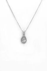 0.30 ct Damla Pırlanta Baget Kolye