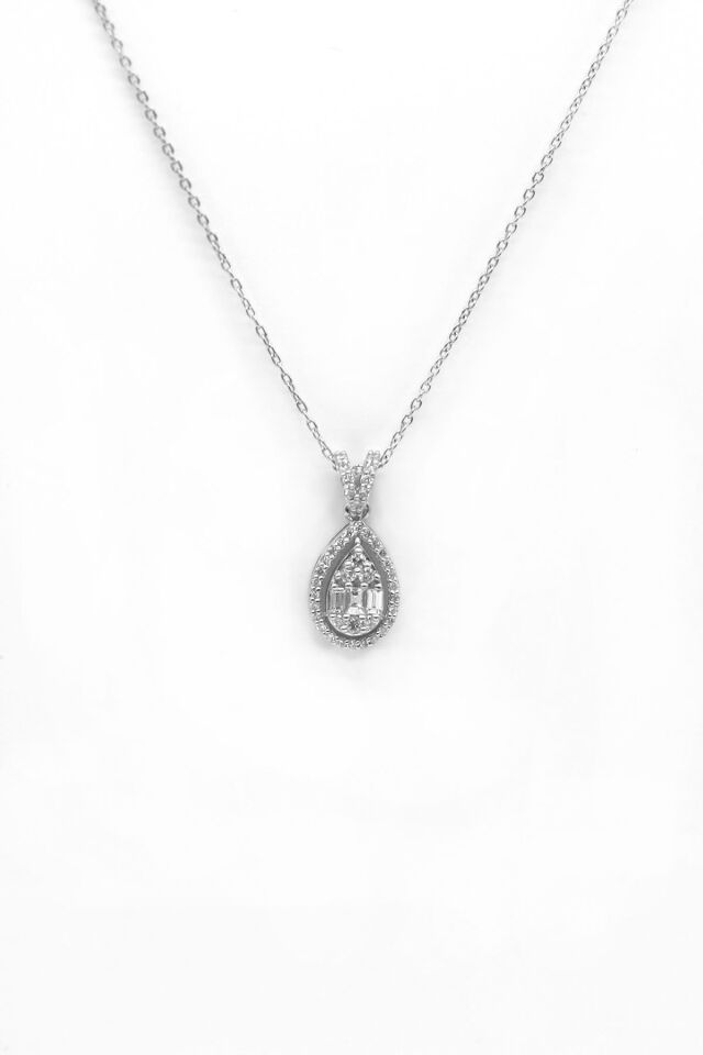 0.30 ct Damla Pırlanta Baget Kolye