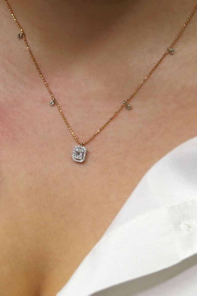 0.30 ct Tasarım Pırlanta Kolye