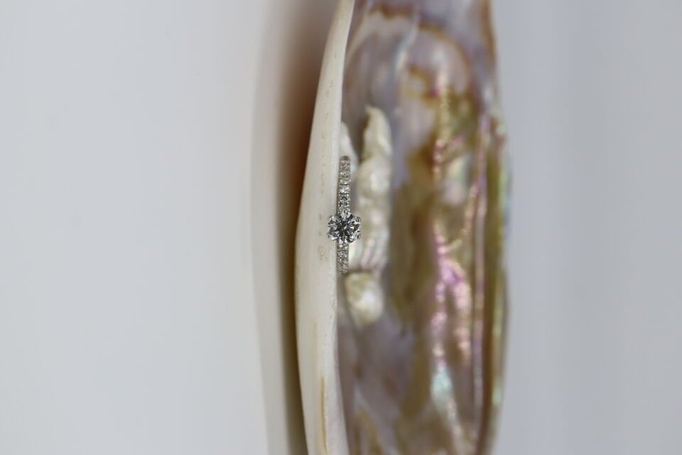 1.15 Ct Pırlanta Kenar Taşlı Tektaş Yüzük