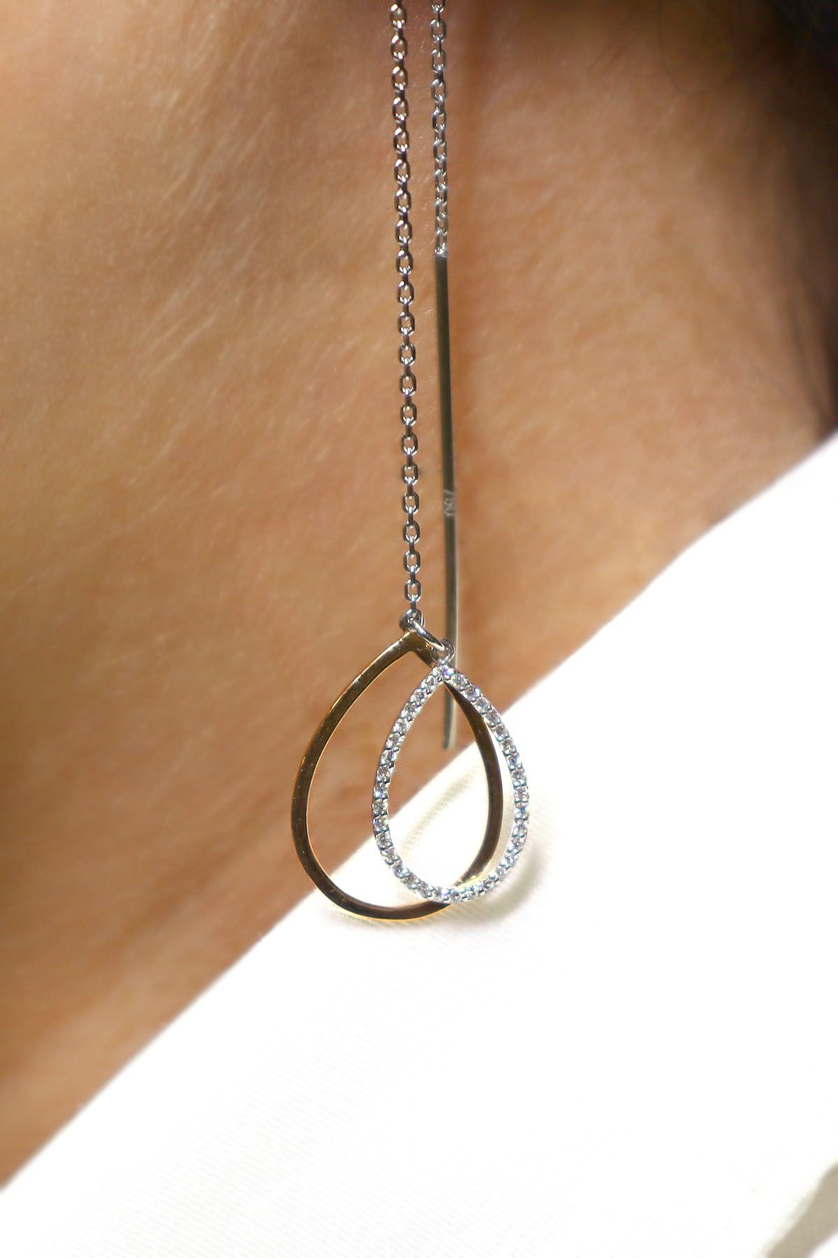 Tasarım Sallantılı Damla Pırlanta Küpe