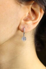 Papatya Pırlanta Küpe