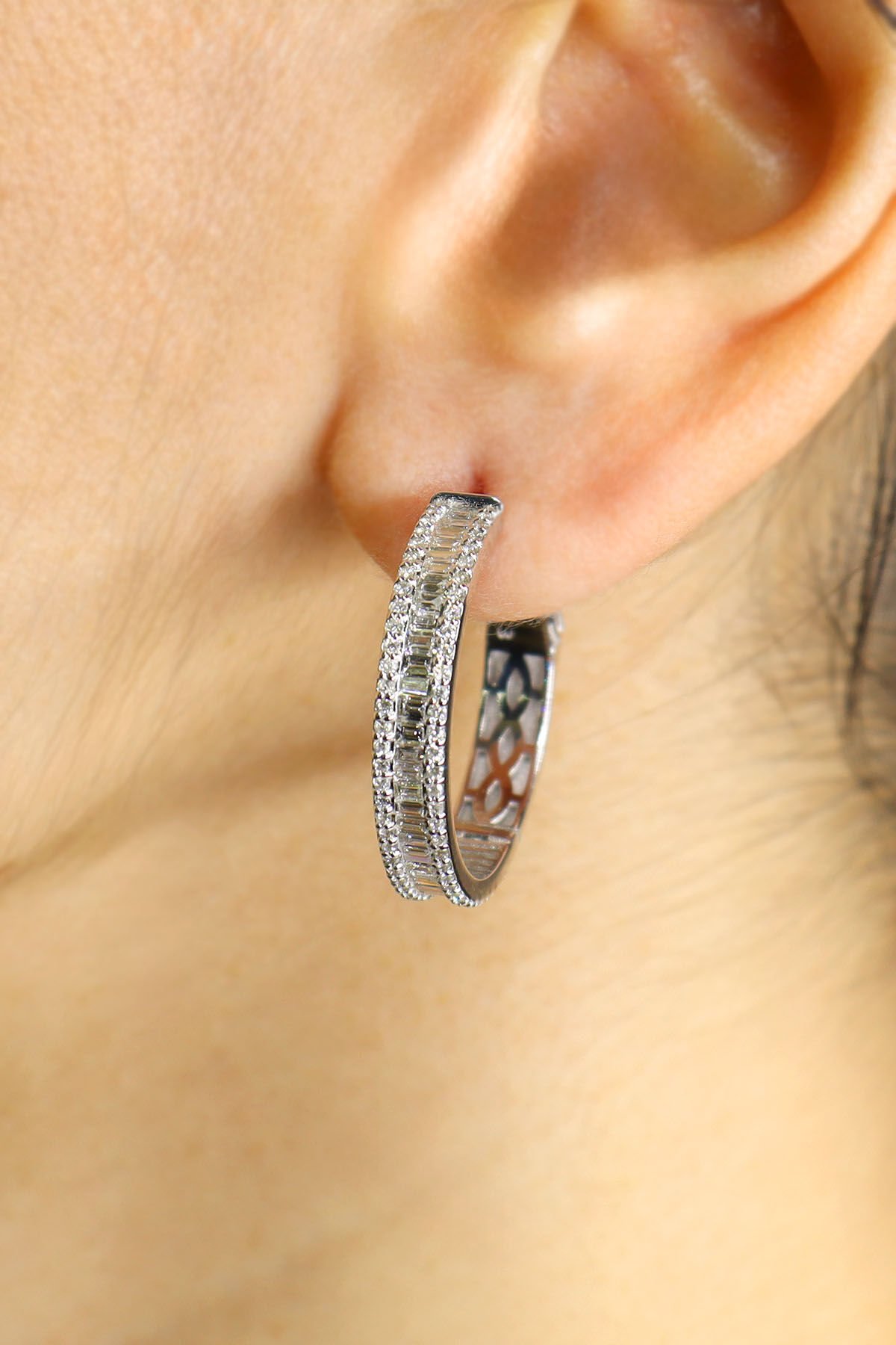 1.60 ct Baget Tamtur Pırlanta Küpe