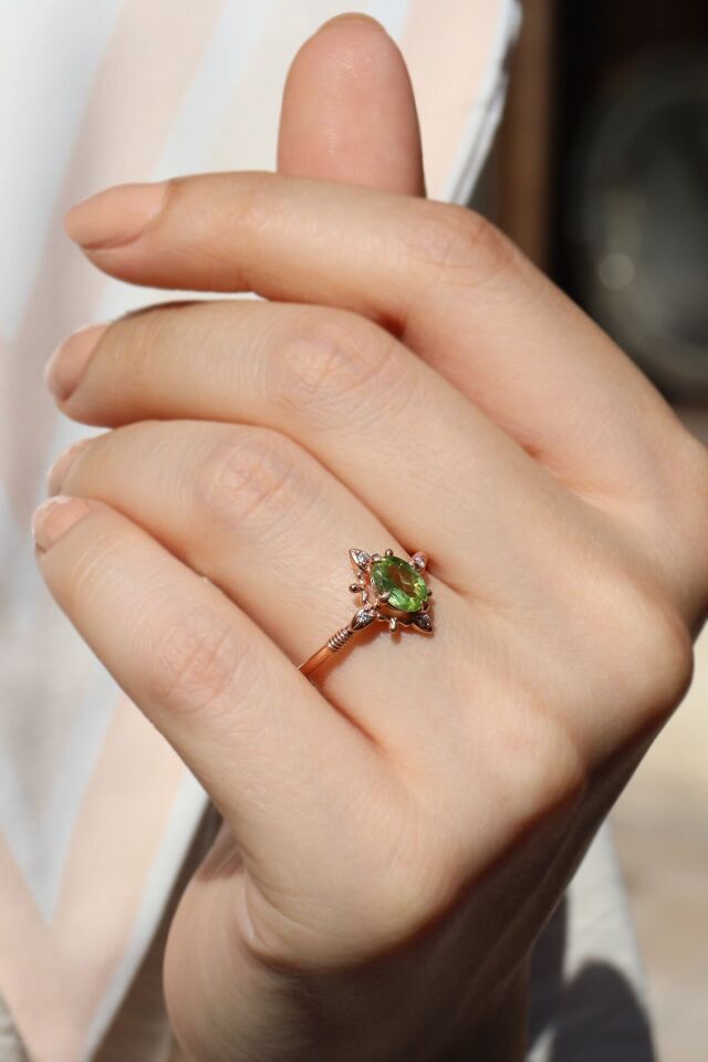 Vintage Yeşil Turmalin & Pırlanta Yüzük