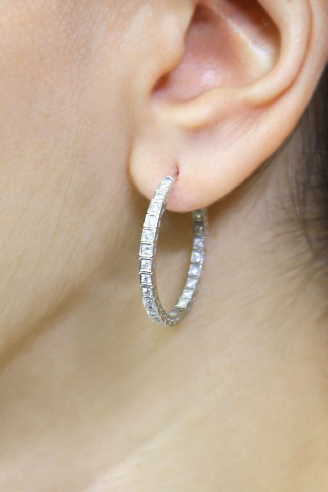 0.70 ct Tamtur Pırlanta Küpe