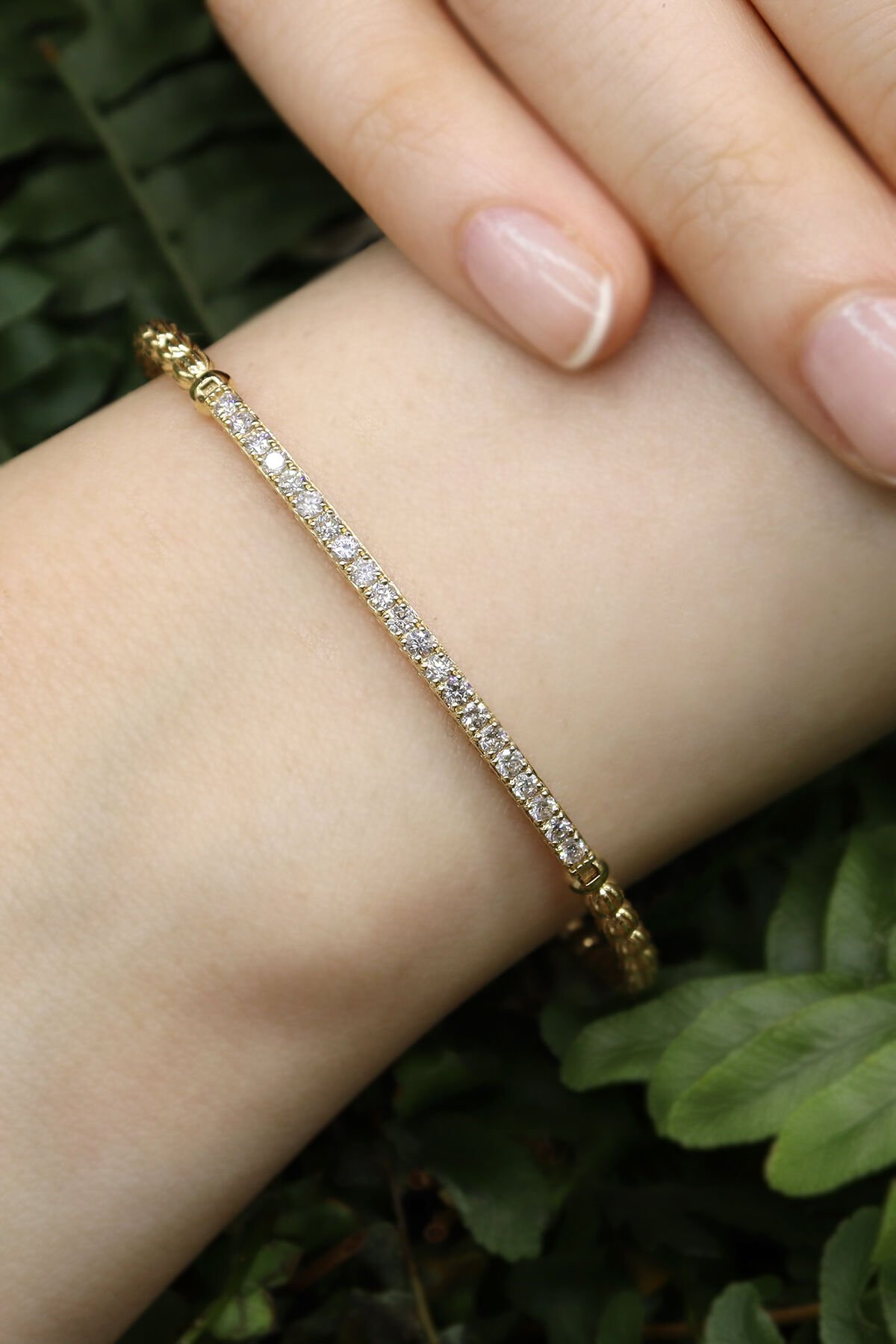 0.60 ct Dorikalı Pırlanta Kelepçe