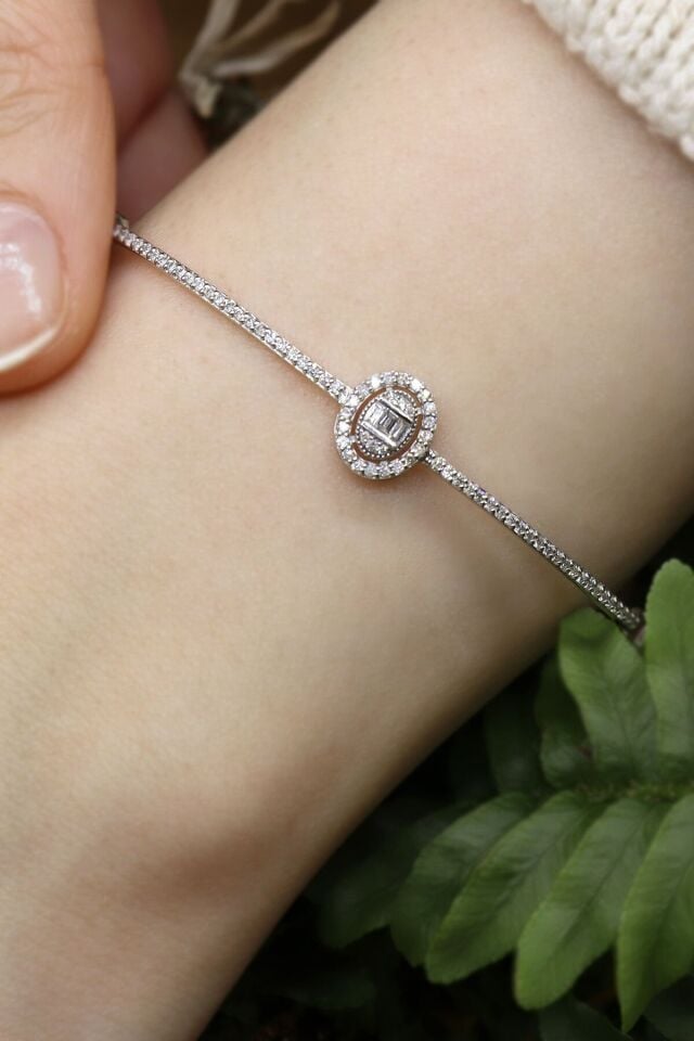 0.40 ct Baget Pırlanta Kelepçe