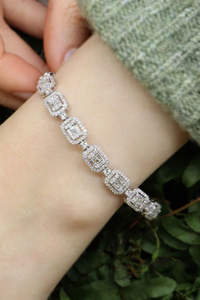 3.55 Ct Baget Pırlanta Bileklik