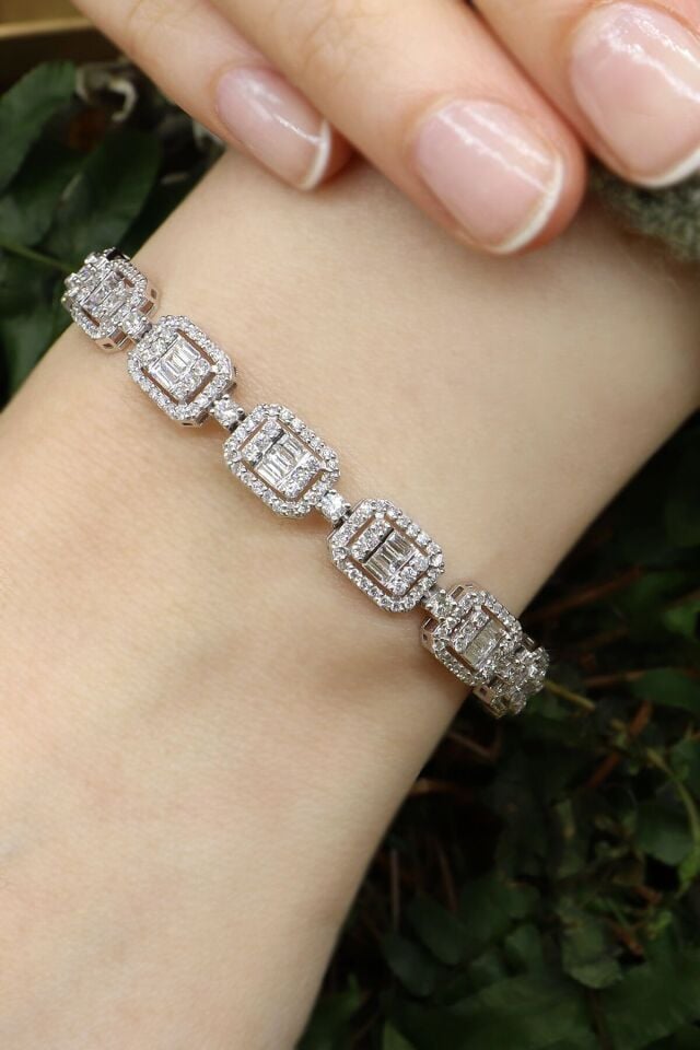 3.55 Ct Baget Pırlanta Bileklik