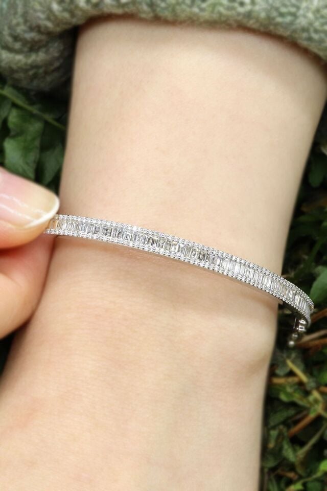 4.00 Ct Baget Pırlanta Bileklik