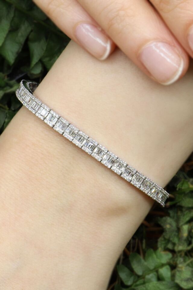 4.70 Ct Baget Pırlanta Bileklik
