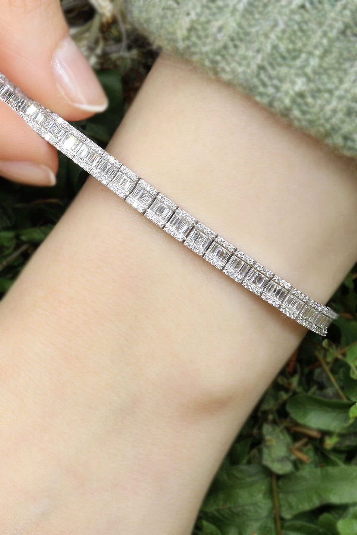 3.60 ct Baget Pırlanta Bileklik