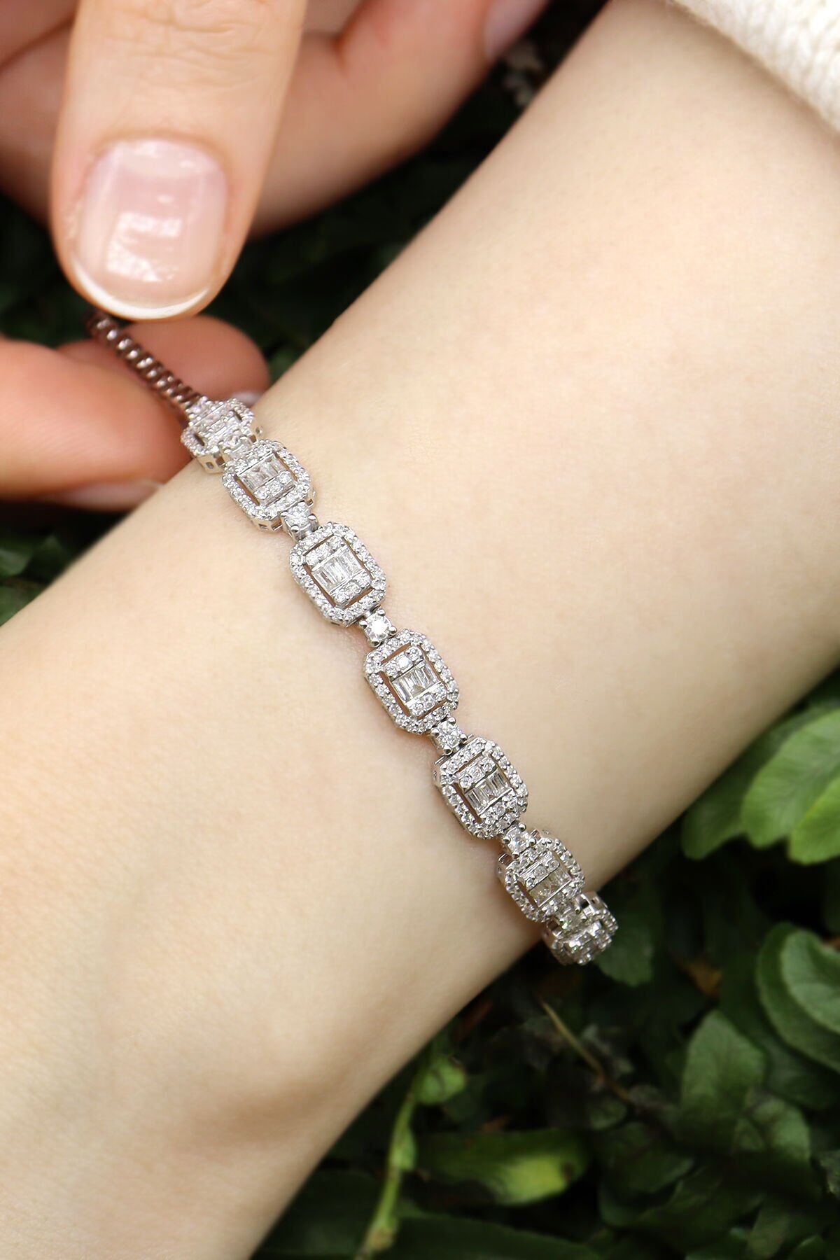 1.35 ct Baget Pırlanta Bileklik