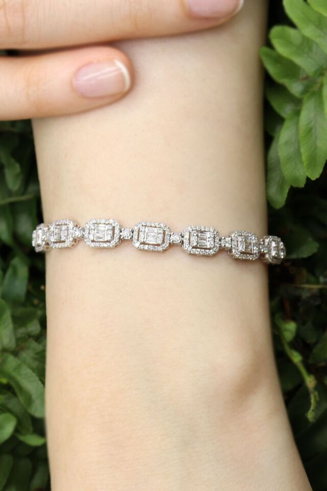 1.35 ct Baget Pırlanta Bileklik