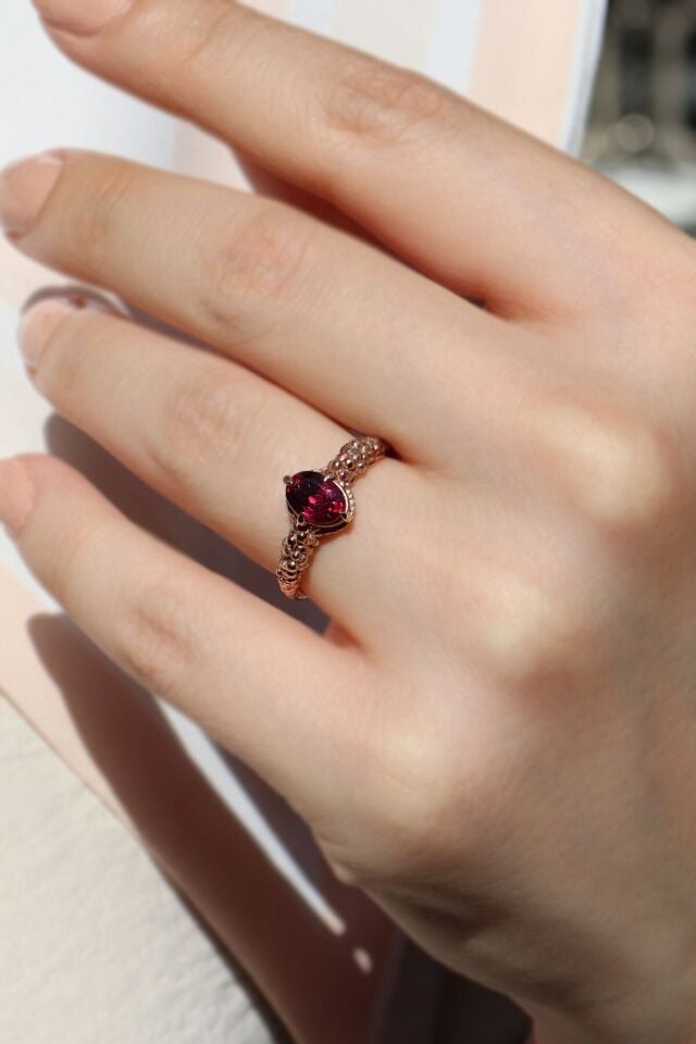 Vintage Garnet Yüzük