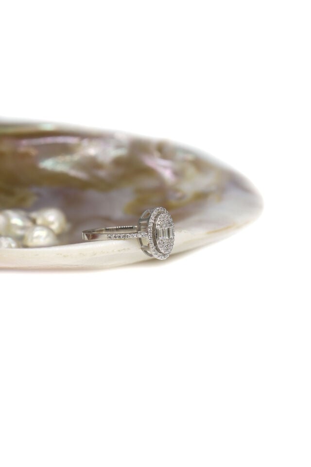 0.50 Ct Baget Pırlanta Yüzük