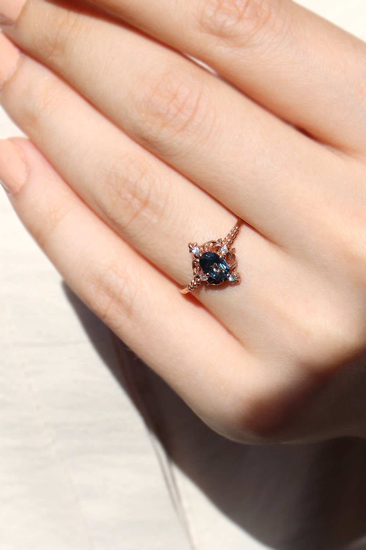 Vintage London Blue & Pırlanta Yüzük