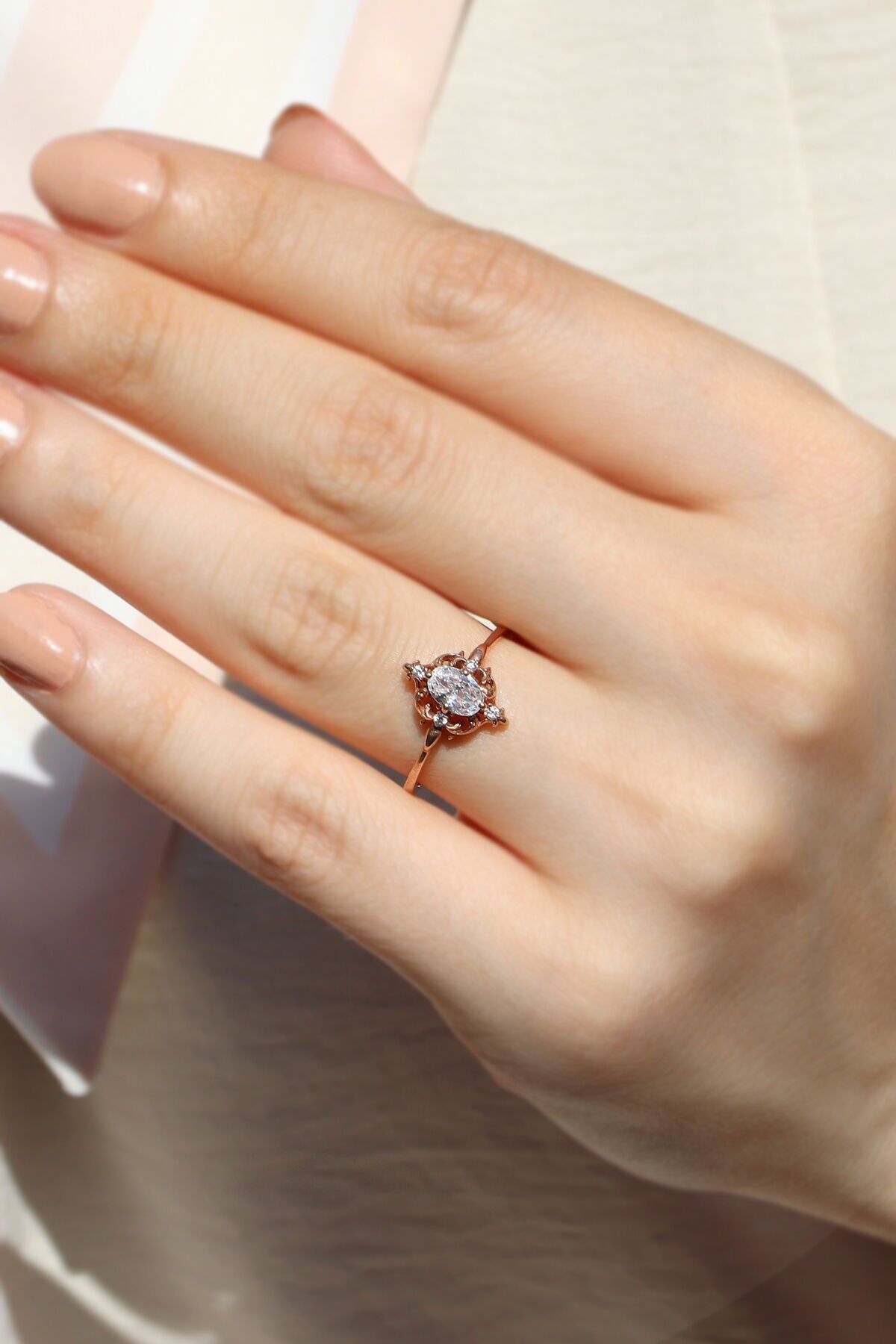 Vintage Beyaz Topaz & Pırlanta Yüzük