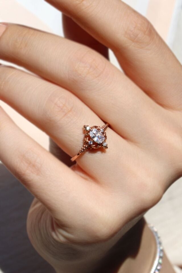 Vintage Beyaz Topaz & Pırlanta Yüzük