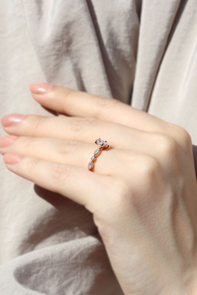 Vintage Oval Pırlanta Yüzük