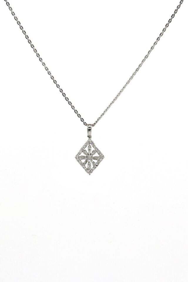 0.65 ct Pırlanta Baget Kolye