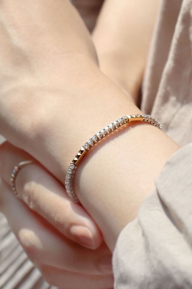 1.70 Ct Piramit Pırlanta Suyolu Bileklik