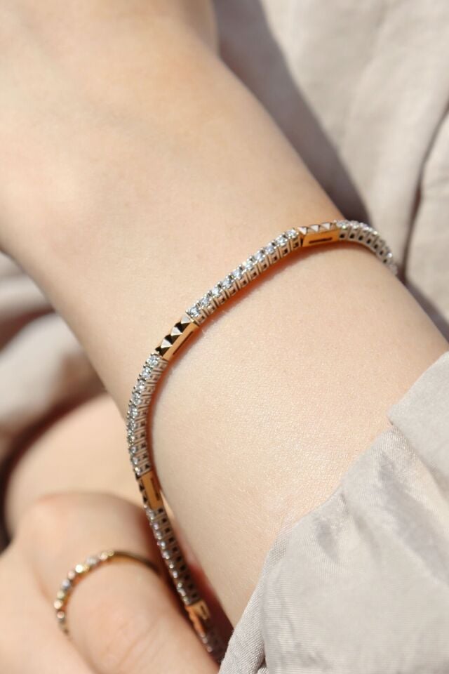 1.70 ct Piramit Pırlanta Suyolu Bileklik