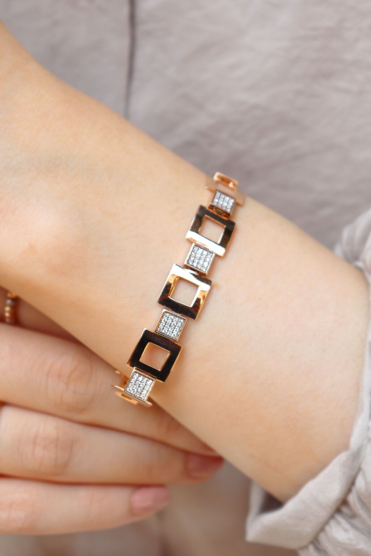 0.70 Ct Kare Pırlanta Bileklik