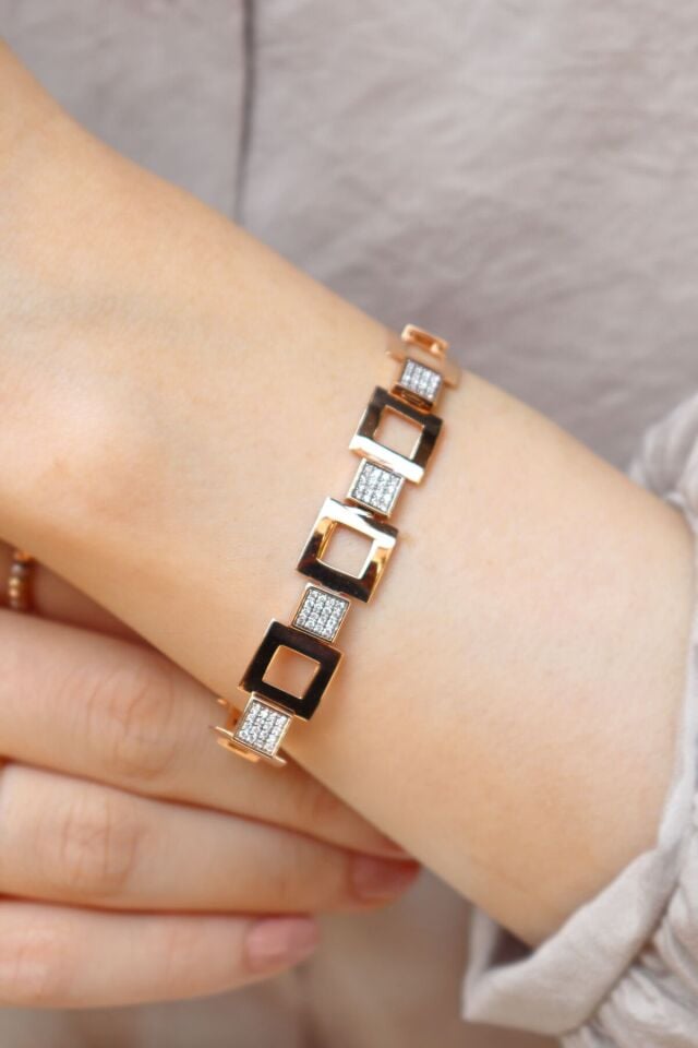 0.70 Ct Kare Pırlanta Bileklik