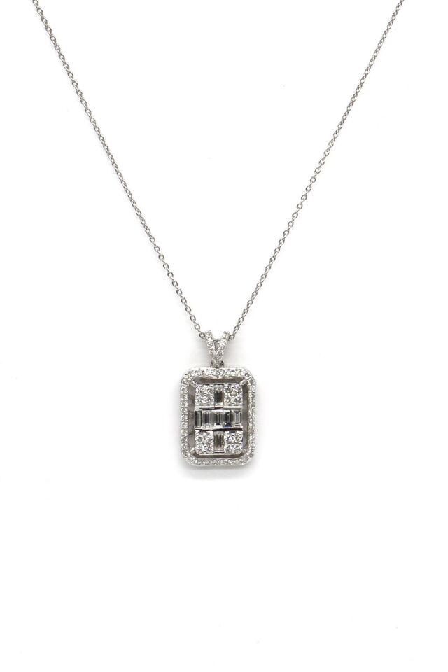 0.65 ct Baget Pırlanta Kolye