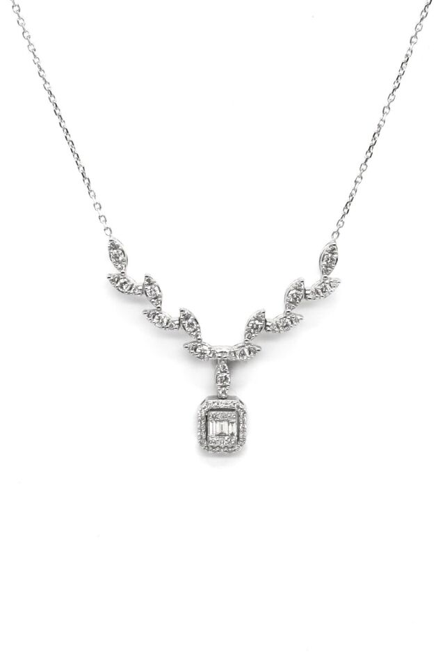 0.65 ct Baget Pırlanta Kolye