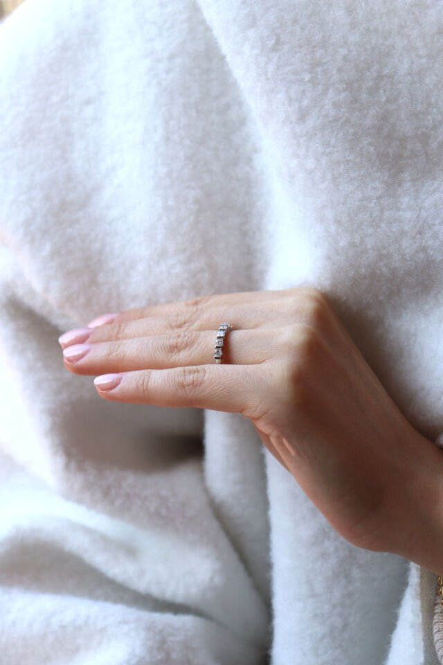 0.60 Ct Yarımtur Pırlanta Yüzük