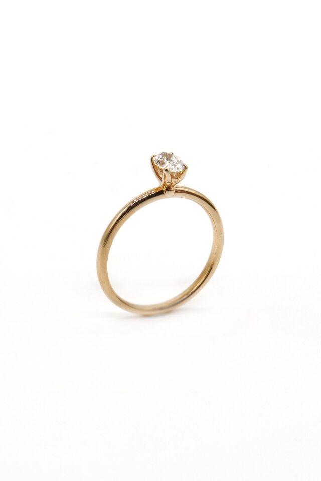 0.35 ct Oval Pırlanta Yüzük