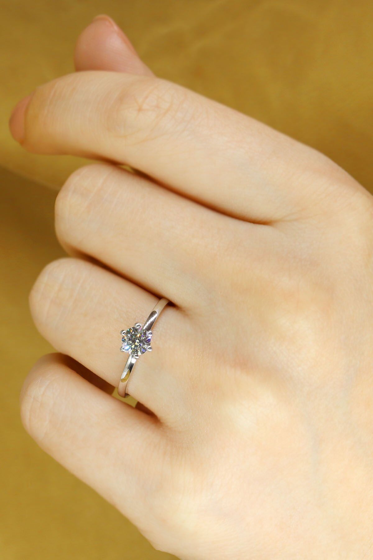 0.60 ct Pırlanta Tektaş Yüzük