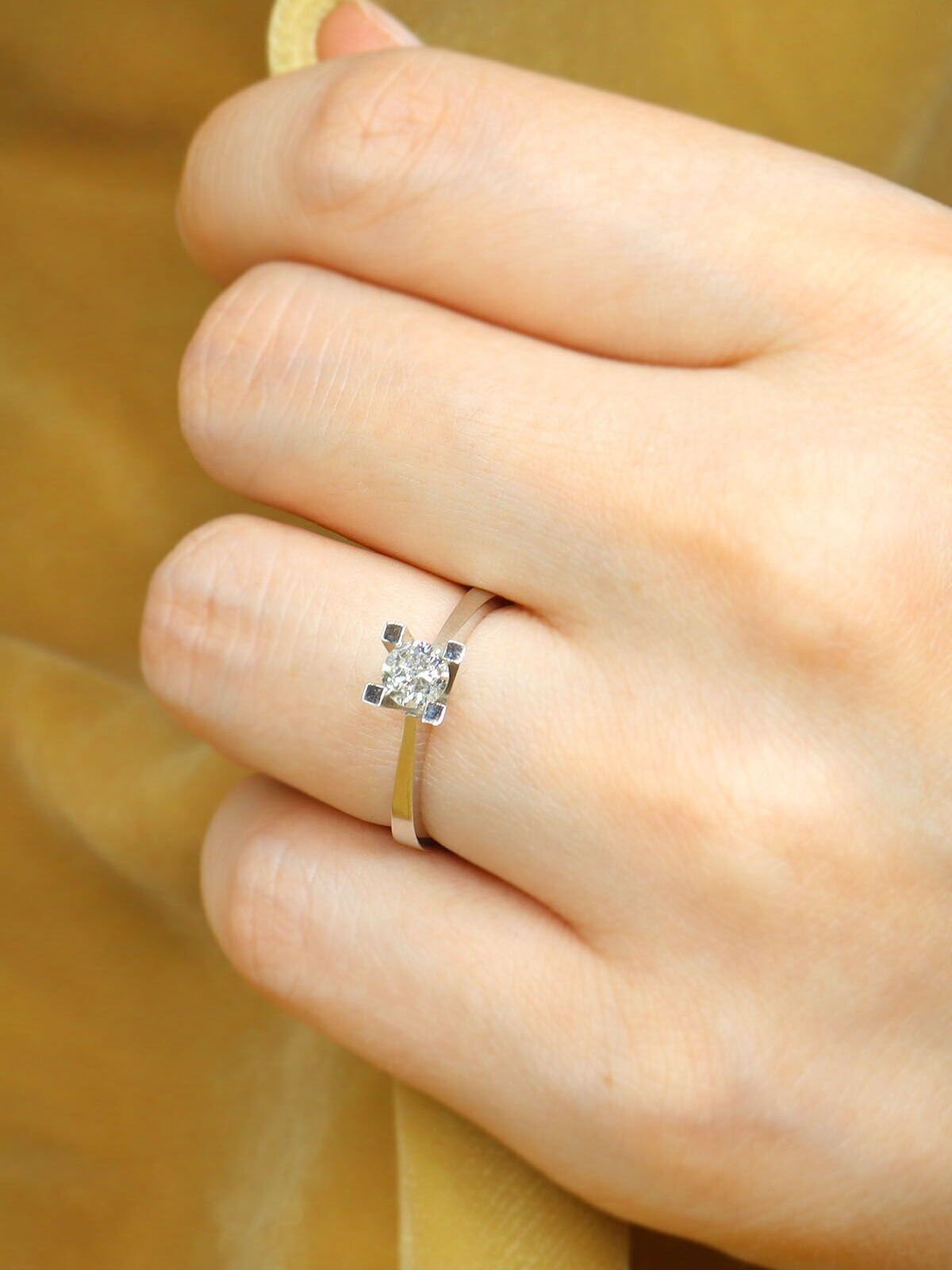 0.40 ct Pırlanta Tektaş Yüzük