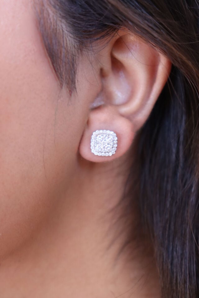 0.90 Ct Coronet Pırlanta Küpe