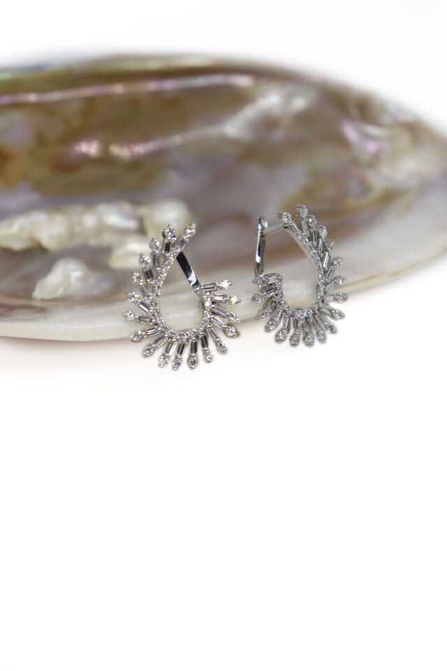 1.90 Ct Pırlanta Baget Küpe