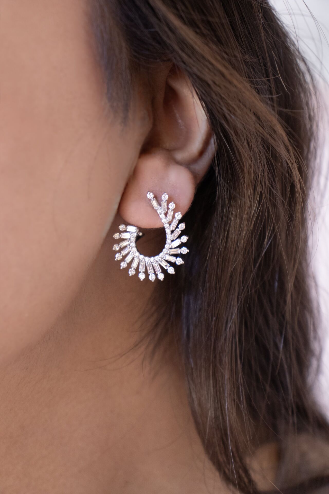 1.90 Ct Pırlanta Baget Küpe