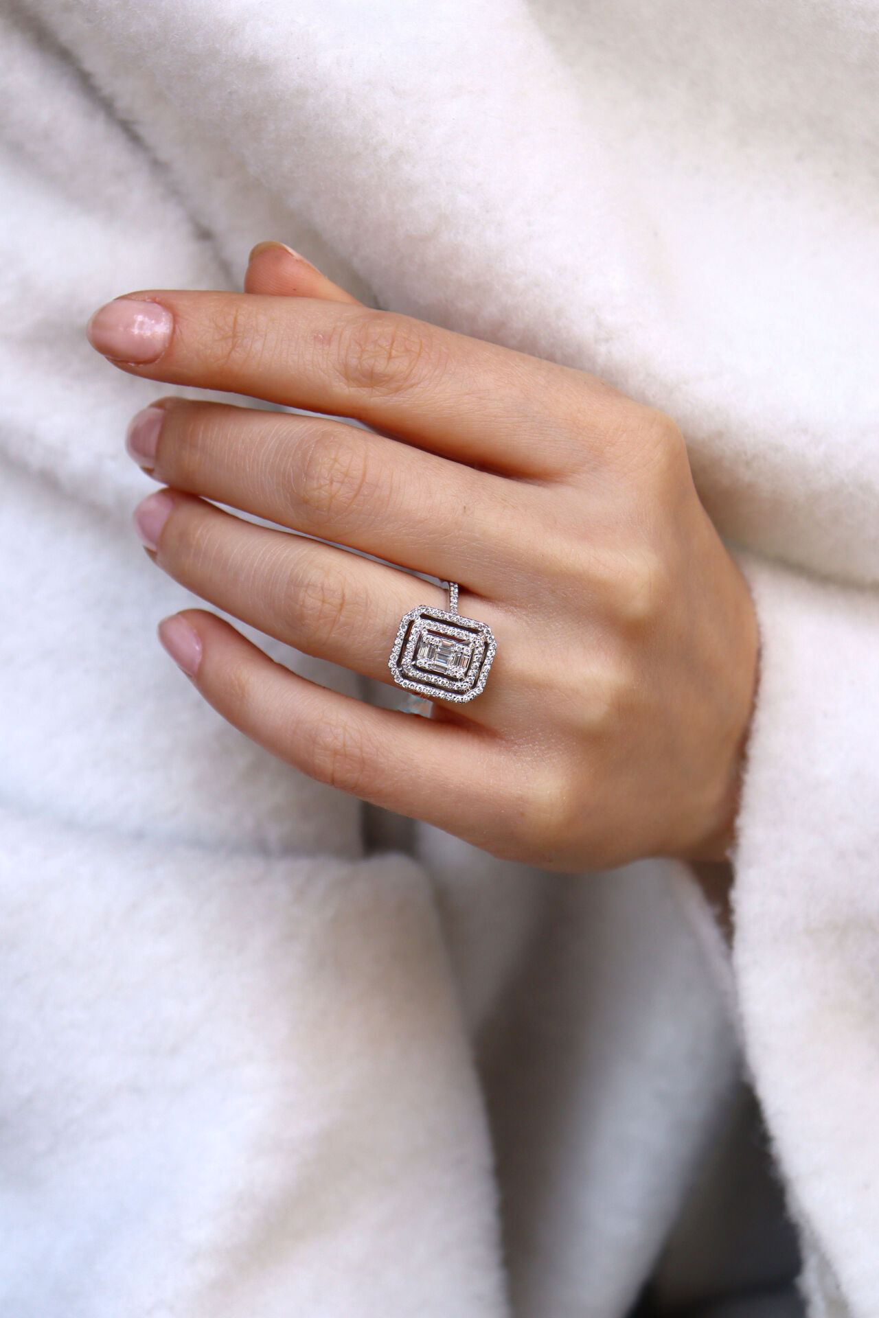 0.90 Ct Baget Pırlanta Yüzük