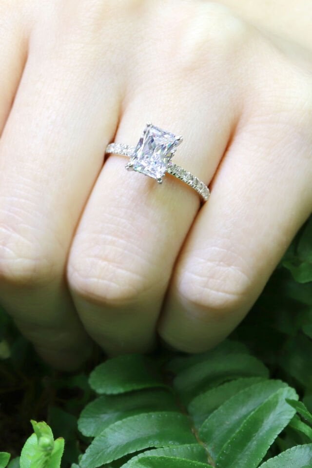 Beyaz Topaz & Pırlanta Yüzük