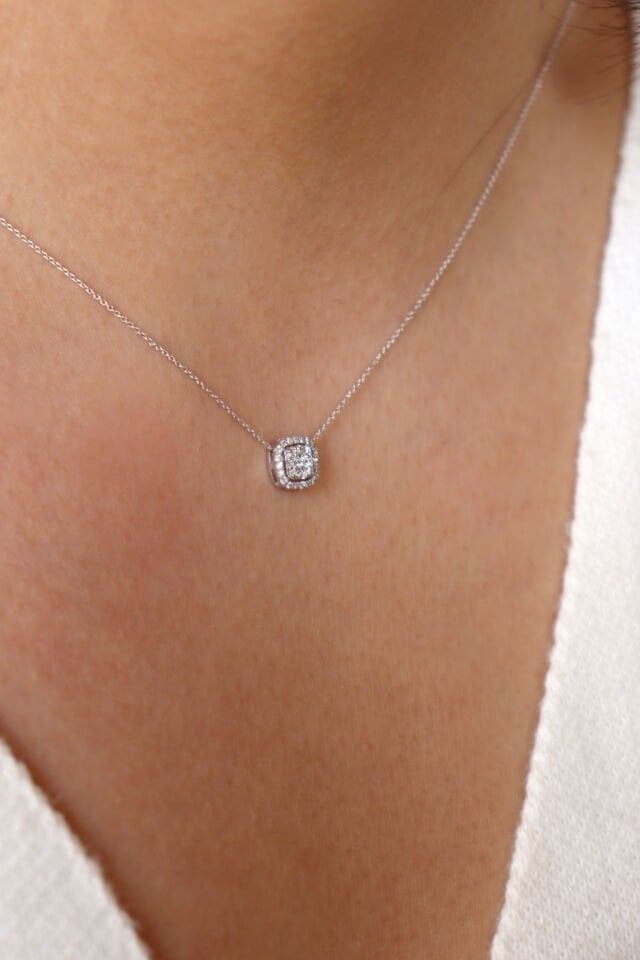 0.20 Ct Pırlanta Coronet Kolye