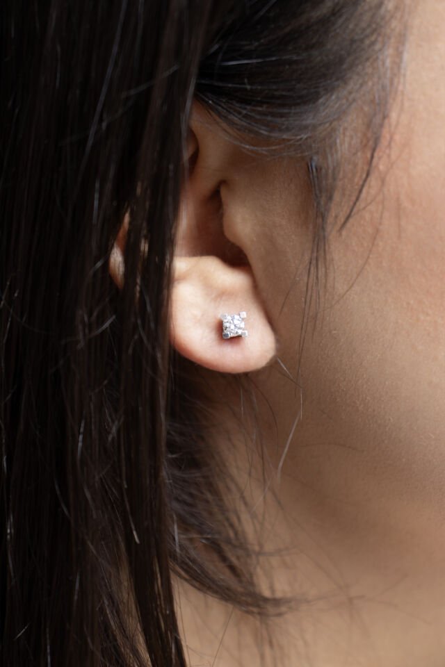 1.00 Ct Pırlanta Tektaş Küpe