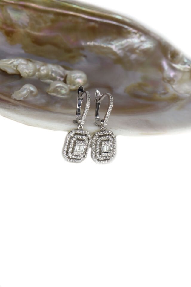 0.95 Ct Pırlanta Baget Küpe