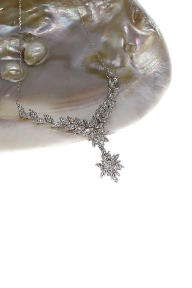 1.40 Ct Tasarım Pırlanta Çiçek Kolye