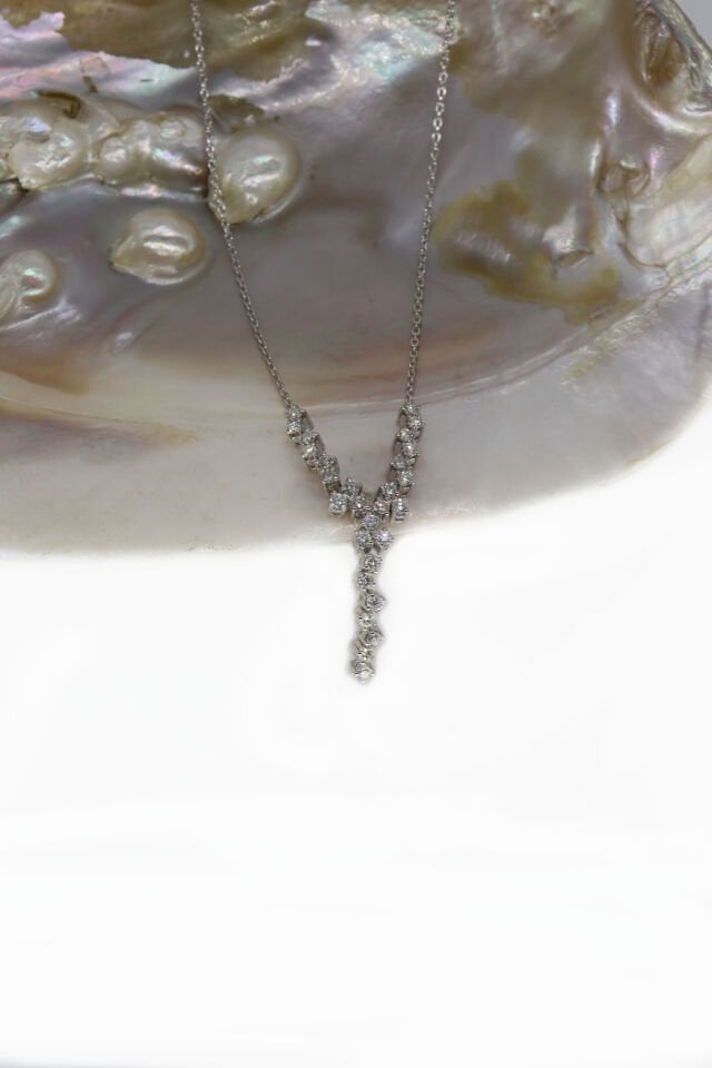 0.60 CT Asimetri Pırlanta Kolye