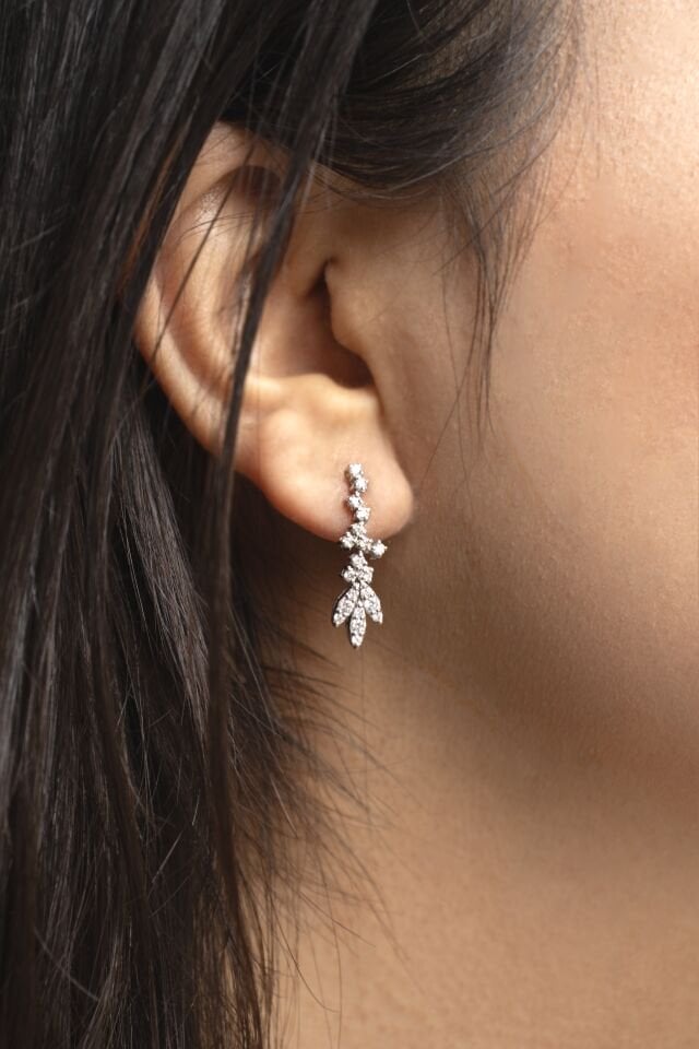 0.60 Ct Asimetri Pırlanta Küpe