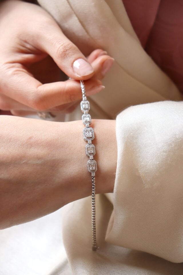 1.50 Ct Baget Pırlanta Bileklik