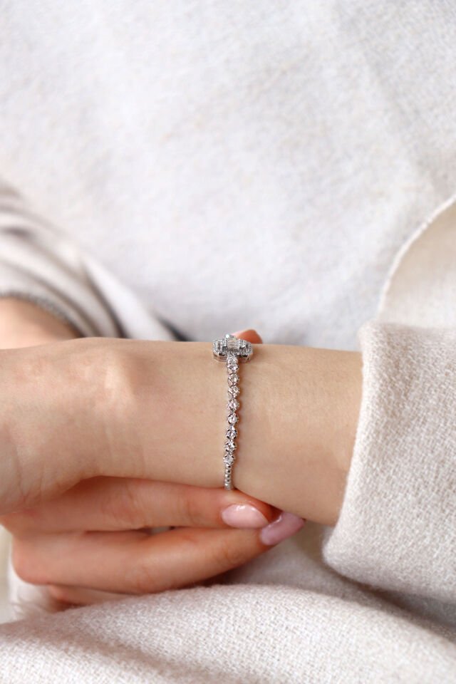 1.50 Ct Baget Pırlanta Bileklik