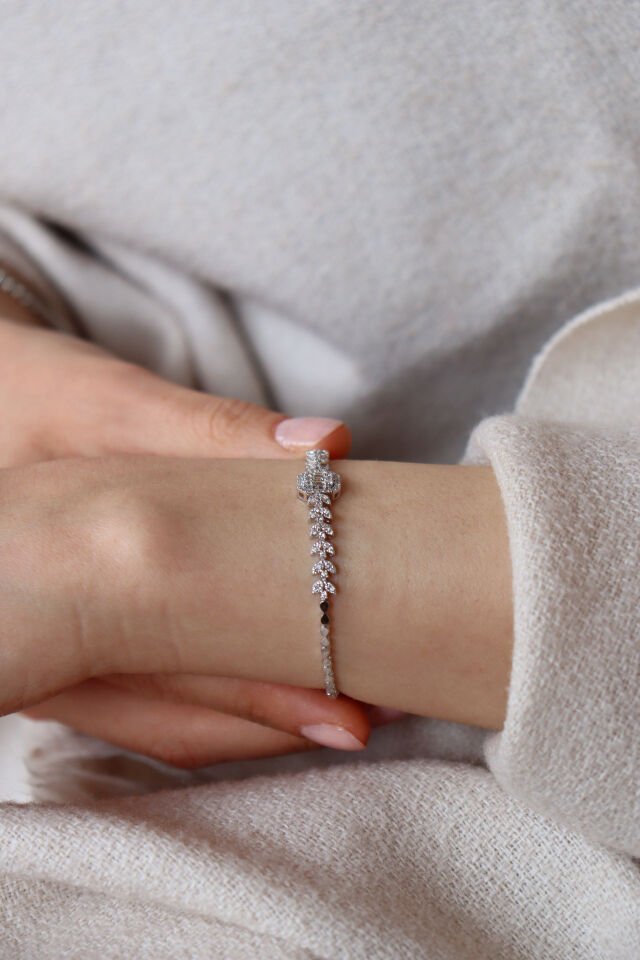 0.55 Ct Baget Pırlanta Bileklik