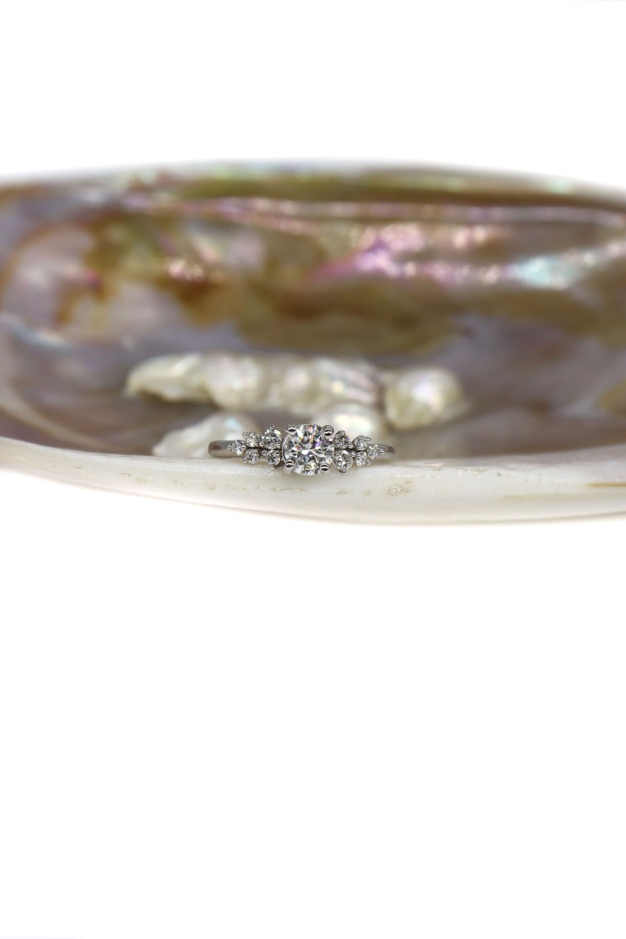 0.70 Ct Asimetri Pırlanta Yüzük